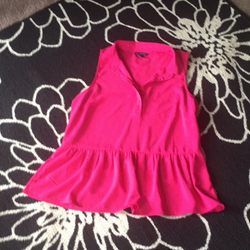 American Eagle Top Gorgeous on Everyone Size M